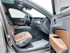 Volvo XC60 B5 AWDLuxury Edition - фото 12