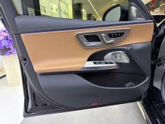 Mercedes-Benz E 300 L Luxury Version - фото 9