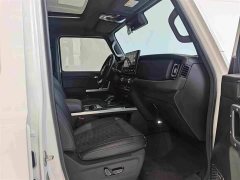 Mercedes-Benz 212 T01 2.0T - фото 20