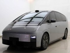 Li Auto MEGA Ultra - фото 1