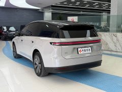 Li Auto i8 Edition - фото 7