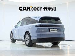 Li Auto i8 Edition - фото 10