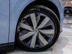 Li Auto i8 Edition - фото 17