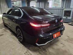 BMW 7 735Li M - фото 3