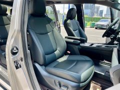 Toyota SIENNA 2021 2.5L Hybrid Limited - фото 13