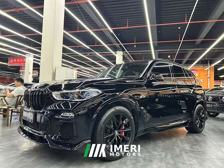 BMW X5 xDrive40i M - автомобиль из Китая