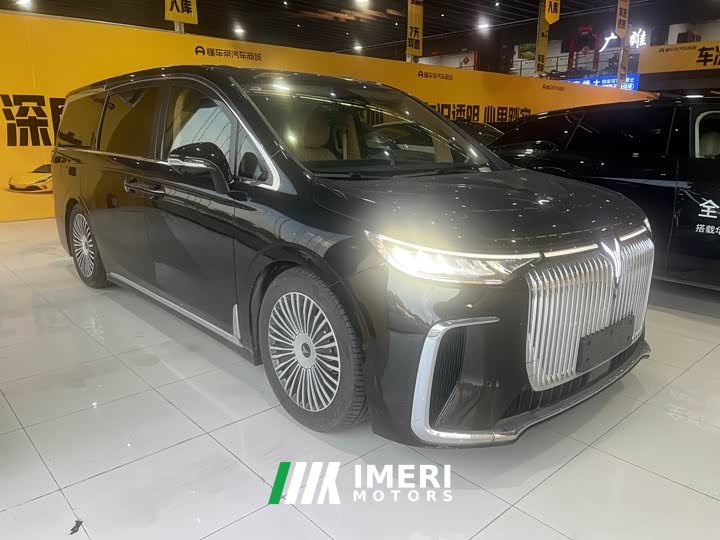 Voyah PHEV AWDFlagship Edition - автомобиль из Китая