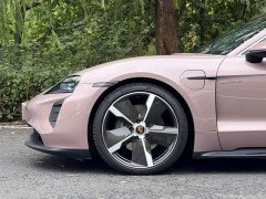 Porsche Taycan - фото 7
