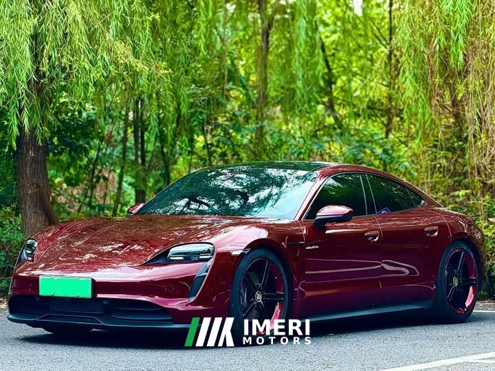 Porsche Taycan - автомобиль из Китая