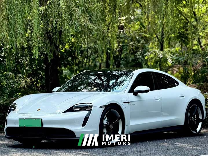 Porsche Taycan - автомобиль из Китая