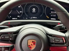 Porsche Taycan - фото 8
