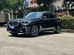 BMW X5 xDrive 30Li Deluxe VersionM - фото 1