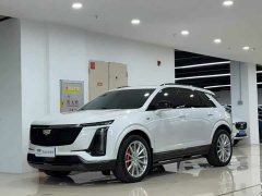 Cadillac XT5 2.0T Version - фото 1