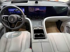AITO M9 EREV Ultra Edition 42kWh 6 Edition - фото 3