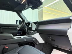 Land Rover 110 3.0T X-Dynamic SE - фото 7