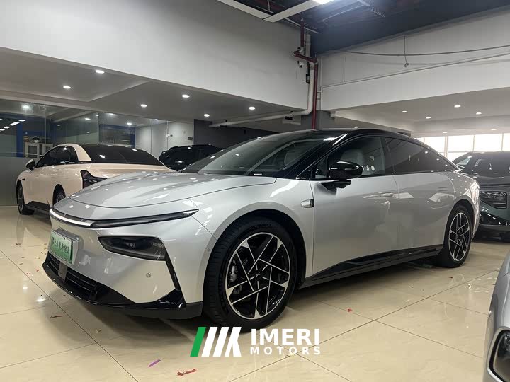 Xpeng P7 Ultra Long Range Max - автомобиль из Китая