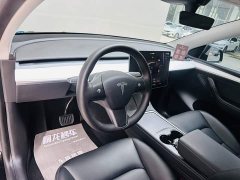 Tesla Model Y Edition - фото 9
