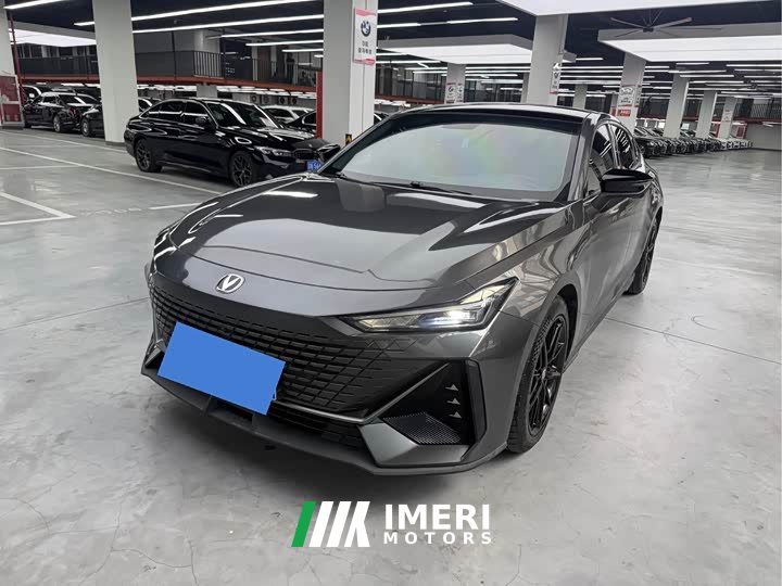 Changan UNI-V 1.5T Edition - автомобиль из Китая