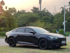 Changan UNI-V 1.5T Edition - фото 3