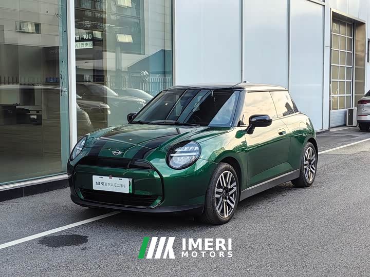 BMW MINI COOPER 456km COOPER E - автомобиль из Китая