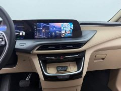 Buick GL8 Deluxe Edition - фото 13