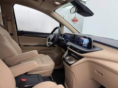 Buick GL8 Deluxe Edition - фото 15