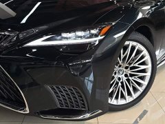 Lexus LS 500h Edition - фото 13