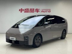 Li Auto MEGA Home Edition - фото 1