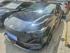 Changan UNI-V 1.5T Premium Version - фото 1