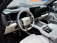 BMW 8 Flagship Edition 6 - фото 3