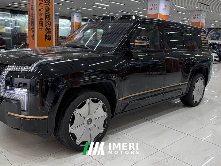 Yangwang U8 L Edition