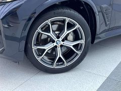 BMW X5 2023 xDrive 30Li Exclusive M Sports Night Package - фото 11
