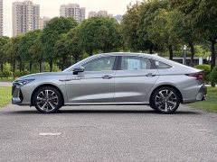 Chery 8 1.6T DCT - фото 5