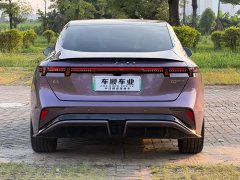 Lynk & Co 07 EM-P 126Long Range Ultra H7 - фото 7