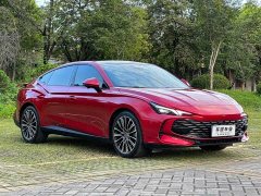 SAIC MG7 1.5T DCT Edition - фото 3