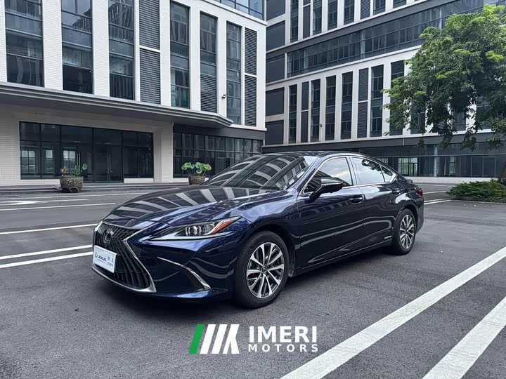 Lexus ES 300h Edition