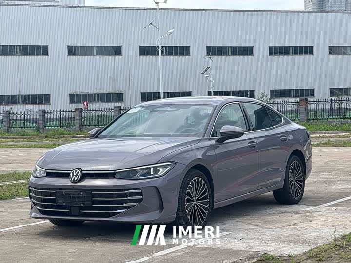 Volkswagen Pro 380TSI Edition