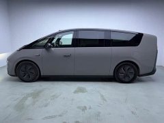 Li Auto MEGA Ultra Edition - фото 4