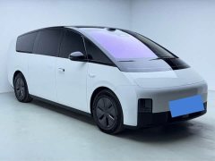Li Auto MEGA Home Edition - фото 3