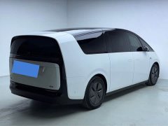 Li Auto MEGA Home Edition - фото 7