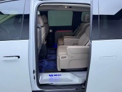 Li Auto MEGA Home Edition - фото 9