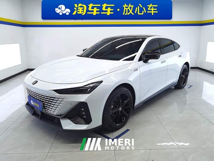Changan UNI-V iDD 1.5T 113km Version - автомобиль из Китая