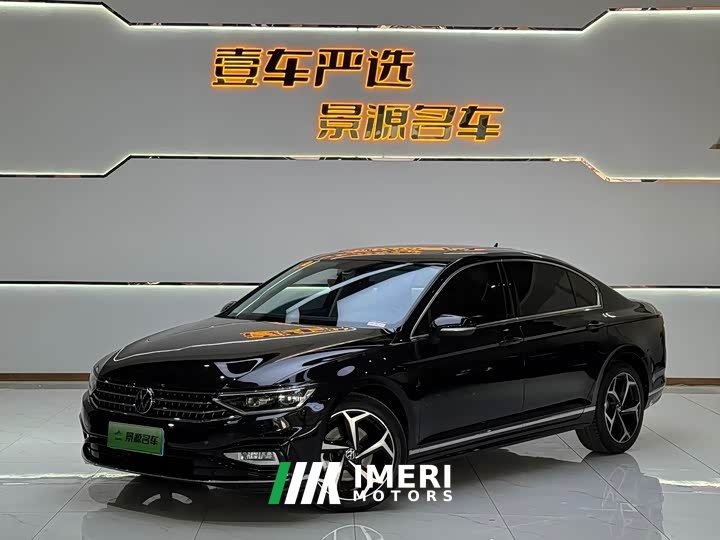 Volkswagen 200 330TSI DSGLuxury Version