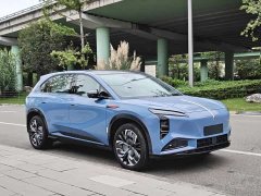 FAW 08 680 UltraAWD Edition - фото 3