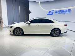 Mercedes-Benz CLA 200 - фото 3
