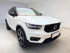 Volvo XC40 T4 four-wheel drive Zhiyuan Sports Edition - фото 3