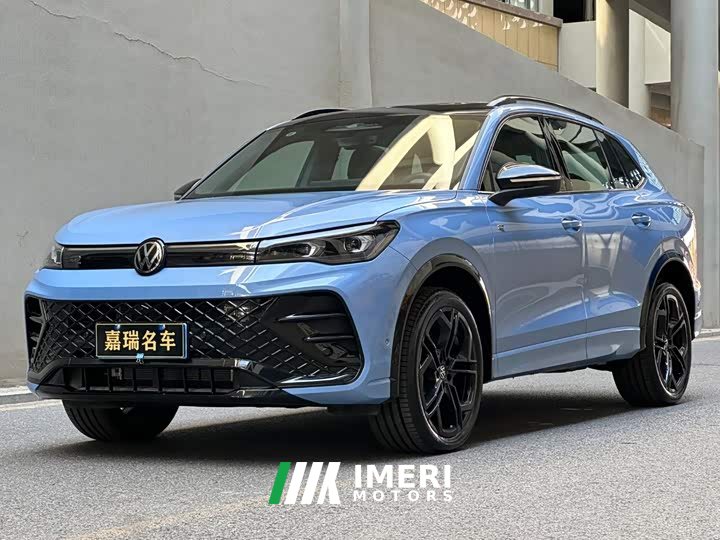 Volkswagen L PRO 380TSI AWD R-Line Edition