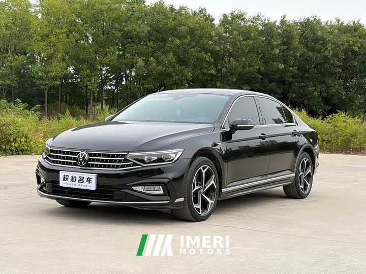Volkswagen 200Anniversary Edition 330TSI DSGLuxury Version