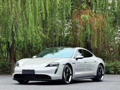 Porsche Taycan - фото 1