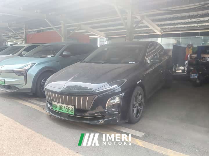FAW E-QM5 431km Edition - автомобиль из Китая
